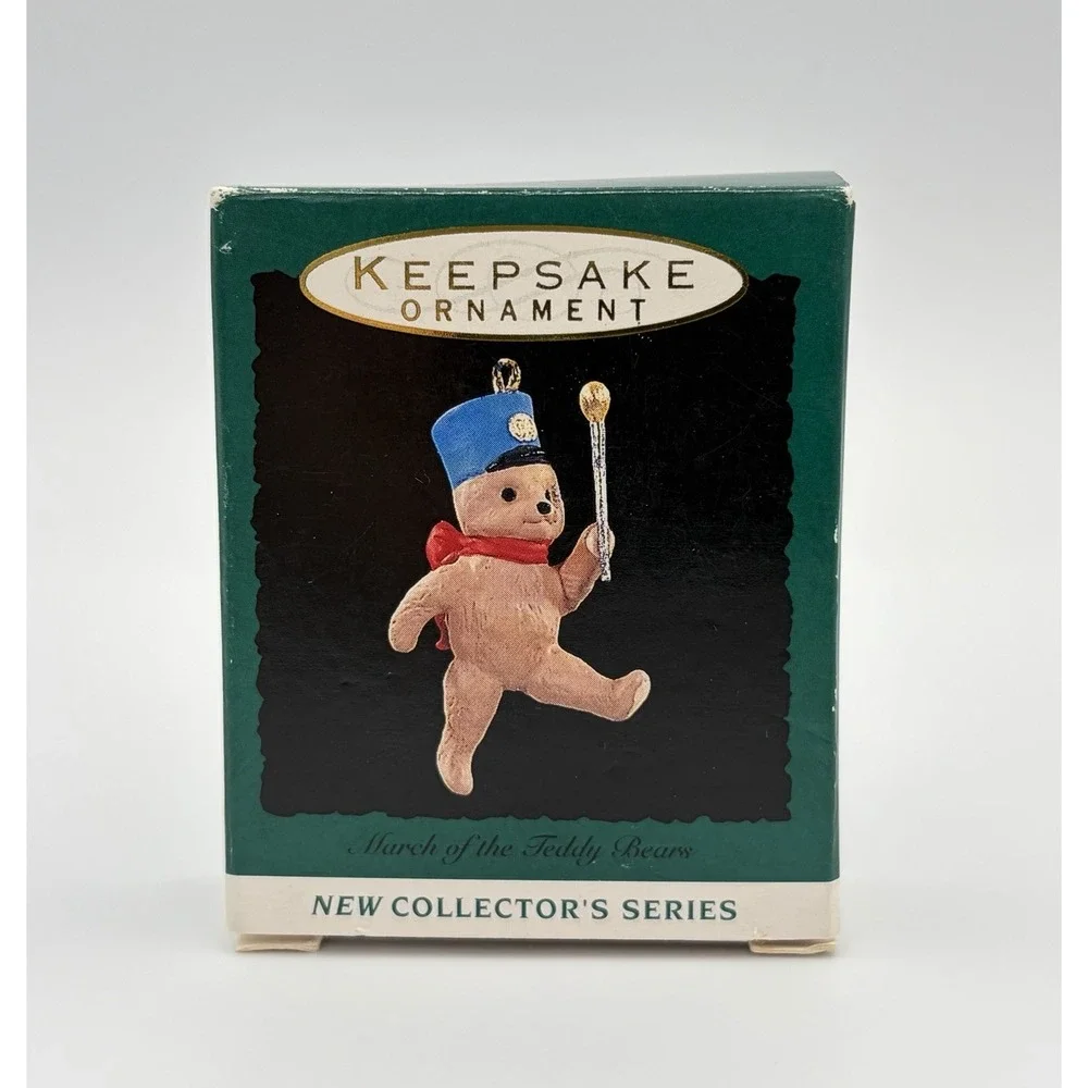 1993 Hallmark Keepsake Ornament March of the Teddy Bears 1 Drum Major Miniature